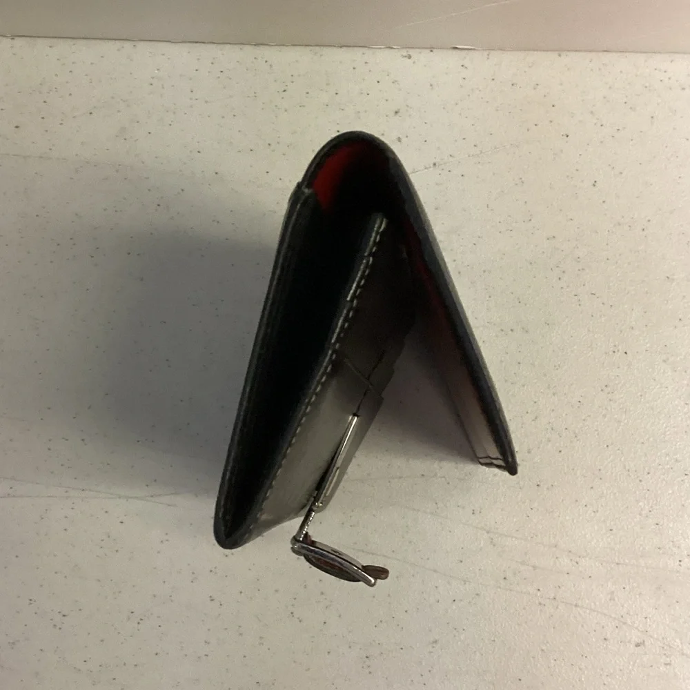 Coach Vintage Black Leather Wallet with Silver Clasp - Picture 4 of 16